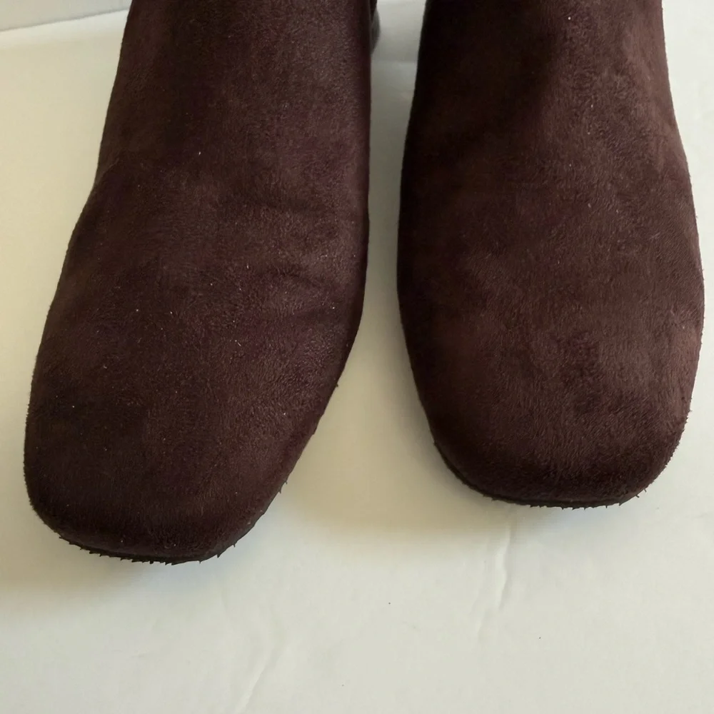 Donald J. Pliner Chocolate Brown Over-The-Knee Tall Suede Boots Women Size 9.5